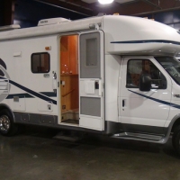 used class b+ motorhomes 2003 Rvision Condor (2)