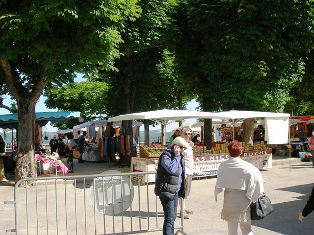 Market at Beynac.